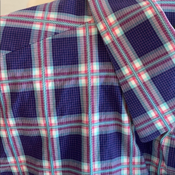 Men’s button down - Picture 2 of 3